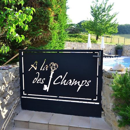 Chambre D'Hotes A La Cle Des Champs Varen Екстериор снимка